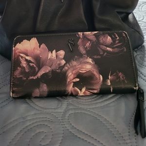 Simply Vera Vera Wang Wallet